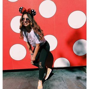 Meet your Posher, Ysabel